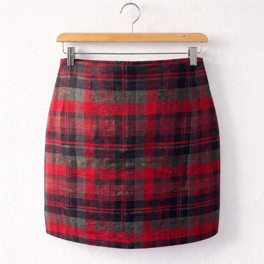 Express Vintage Red Plaid Mini Skirt Size 7/8 Y2K Preppy Holiday Tartan Chic